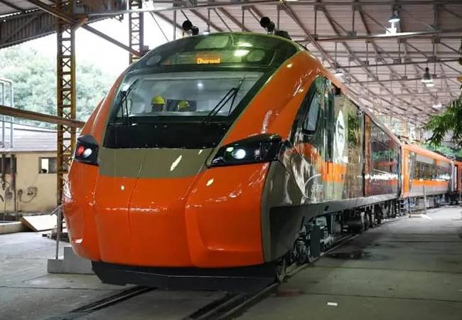 Vande Bharat Sleeper train close-up photo
