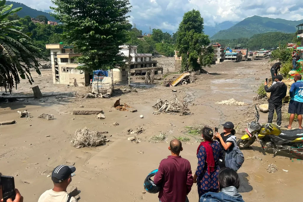 Rescue teams search for missing persons after Nepal floods