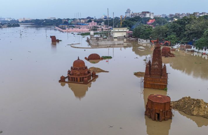 Flooded areas in Bihar impacting local communities