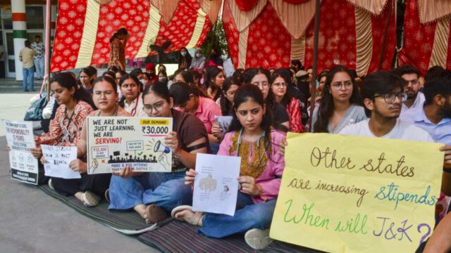 Medical interns protesting in Jammu and Kashmir for stipend hike